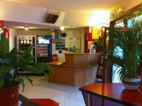 Lemon Hotel Tarascon Exterior photo