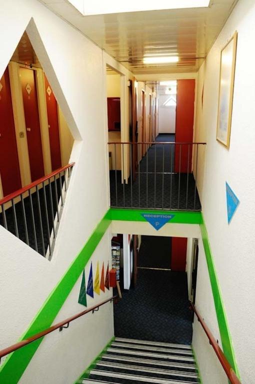 Lemon Hotel Tarascon Exterior photo